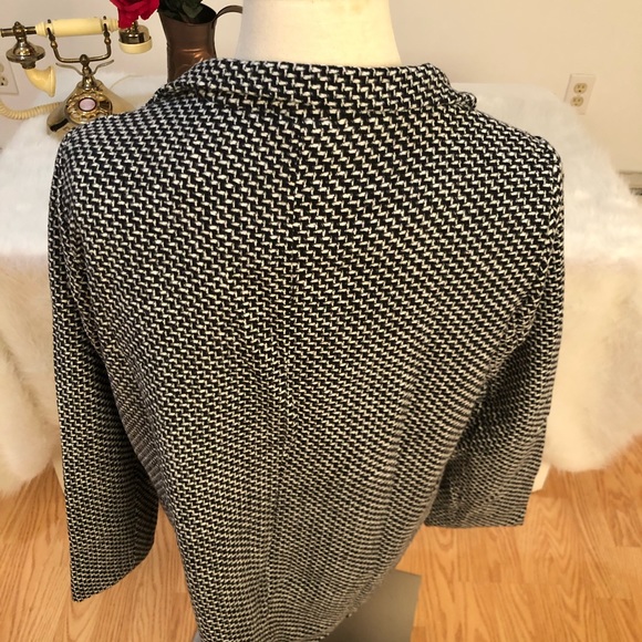 Beautiful herringbone coat with 1 button front notched collar slit pockets new - Picture 9 of 14